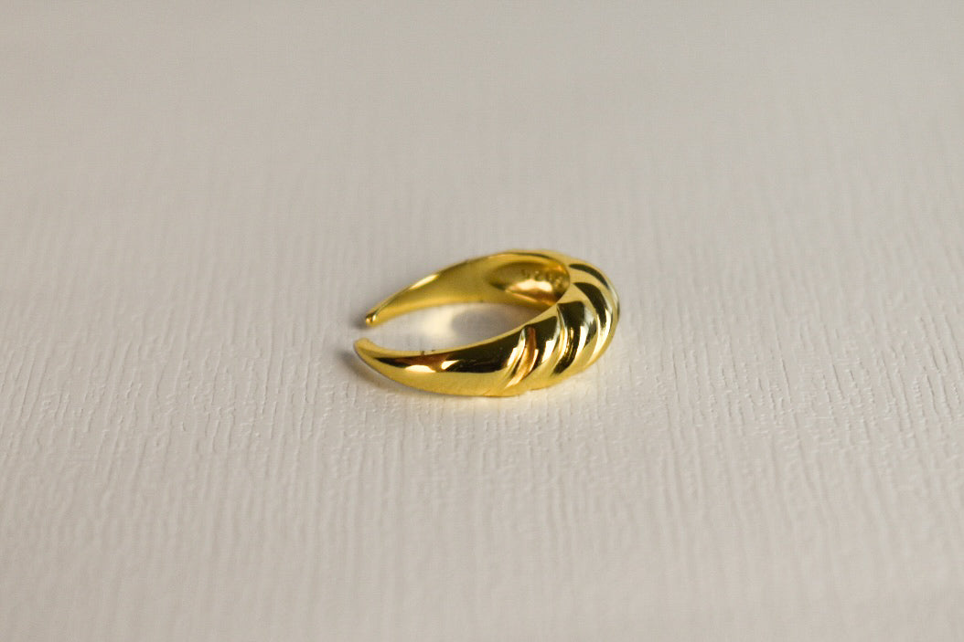 Croissant Ring