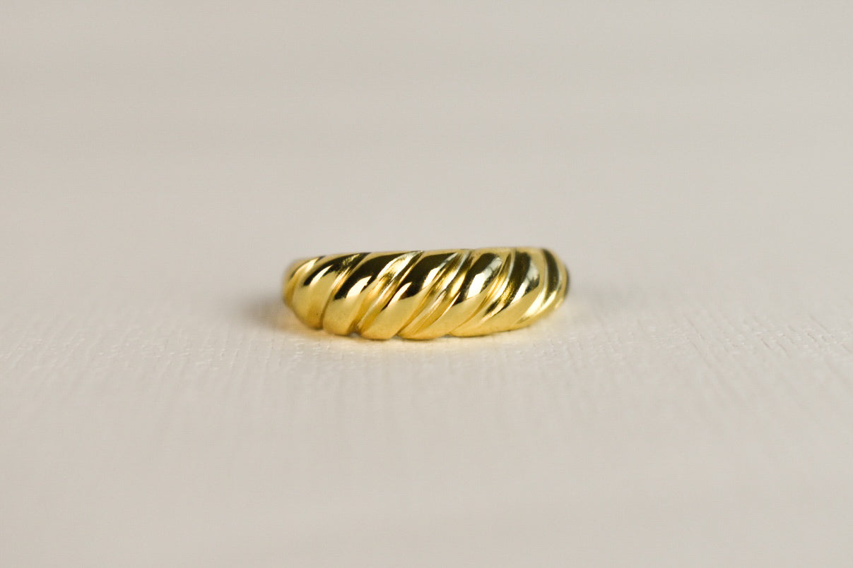 Croissant Ring