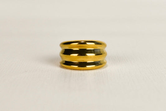 Saint Ring